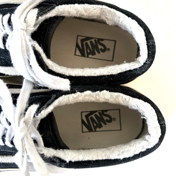 FUZZY VANS - Sherpa Lined Black Suede Vans 9.5 - Picture 3 of 10